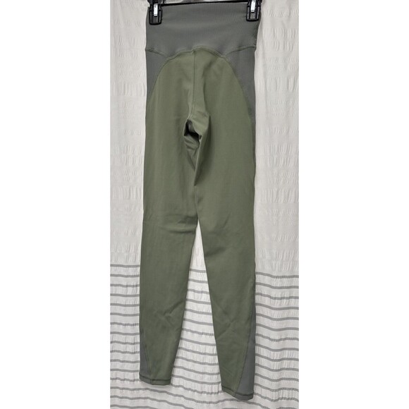 Offline By Aerie 7/8 Leggings Women XS Green Goals Flare High Rise Ribbed Strech - Picture 6 of 7